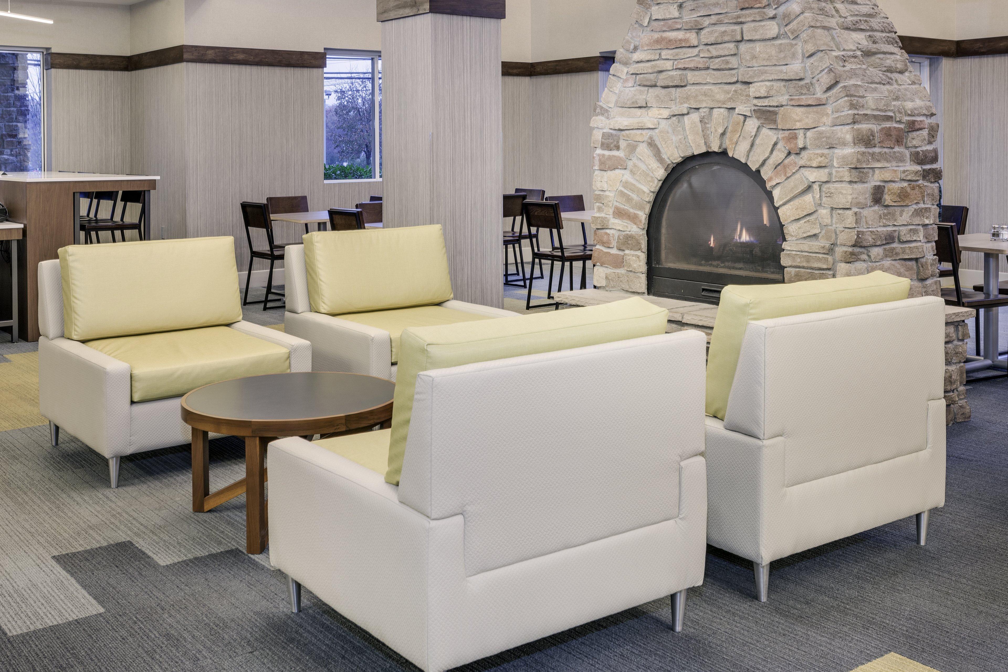 Hotel Express & East End By Ihg