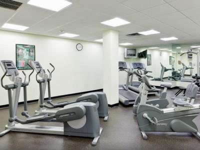 Express & East End By Ihg Riverhead